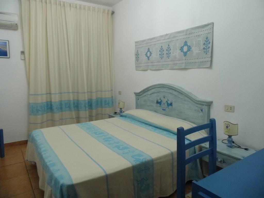 Lina Hotel Stintino Ruang foto